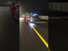 빠른 건조 열 플라스틱 페인트 고속 교통에 이상적 aear 정지 시간을 줄여 도로 표시